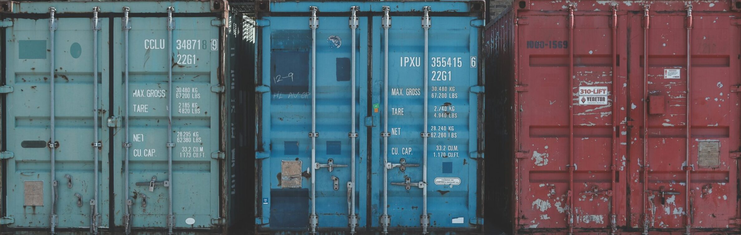 This image displays containers which resembles movement of PT Sumber Rejeki Palawija as Indonesia's Crops Commodity Distributor. 